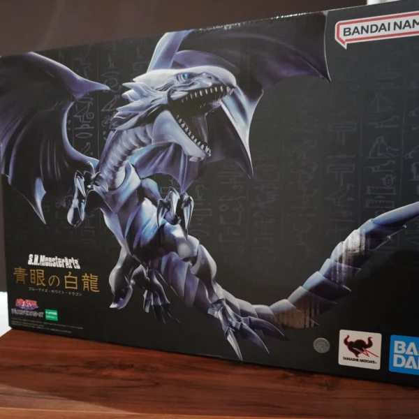 Dragón Blanco Ojos Azules S.H.MonsterArts